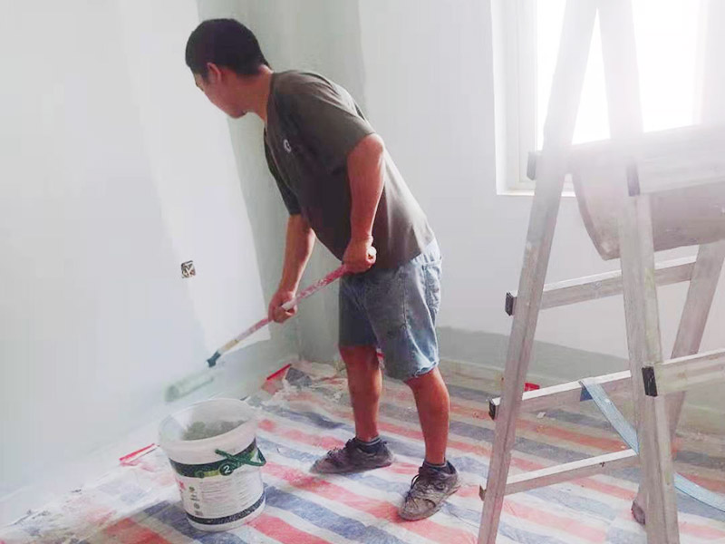 剛裝修完乳膠漆開裂正常嗎，看看沈陽裝修公司怎么說